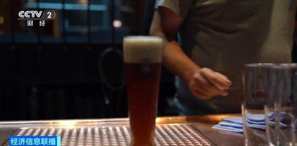 张吧策路 年轻人不爱喝啤酒了？德国上半年啤酒销量创32年来新低
